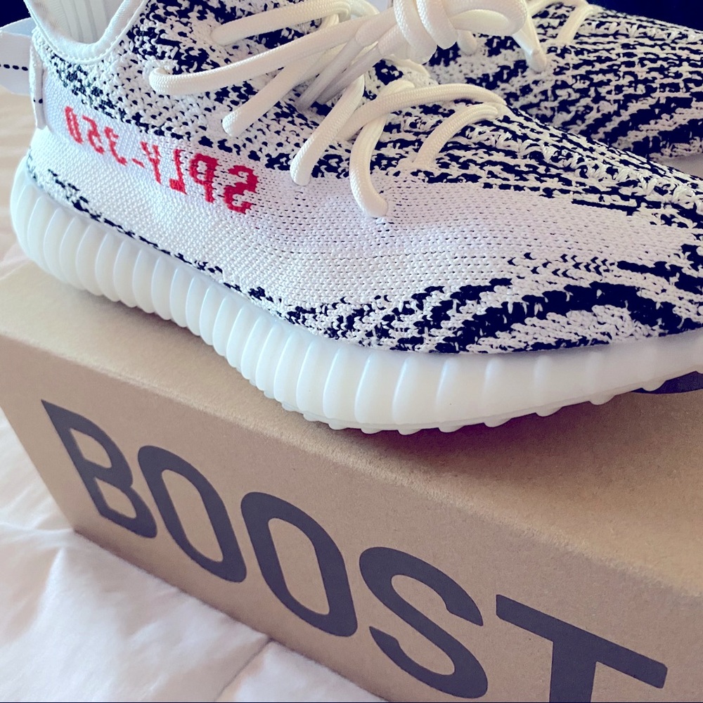 Yeezy Boost 350 V2